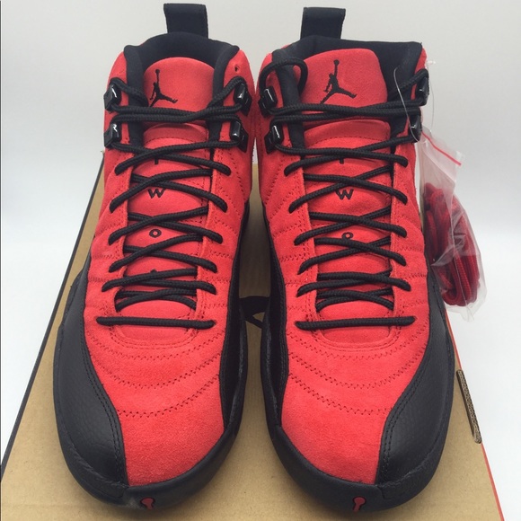 jordan 12 reverse flu game with red laces